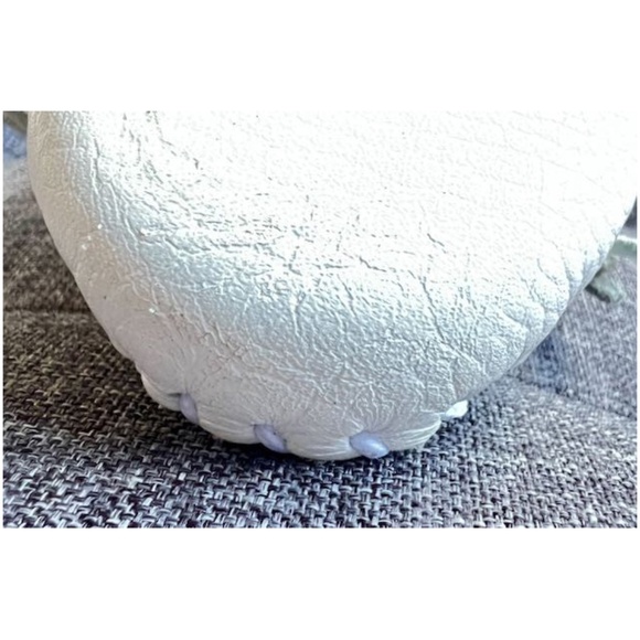 Minnetonka Women's White Leather Thunderbird Boat Sole Moccasin - US Size 6 - Picture 14 of 16